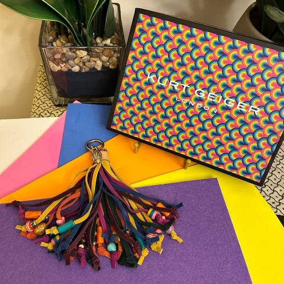 NEW Kurt Geiger Suede & Beaded Tassel Bag Charm Key Holder - Picture 6 of 6